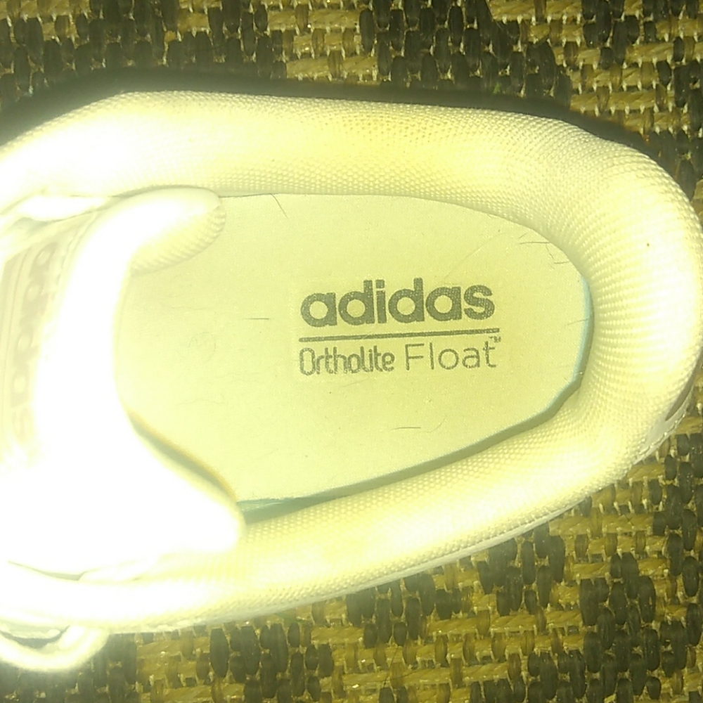 Shoes - Picture 5 of 7